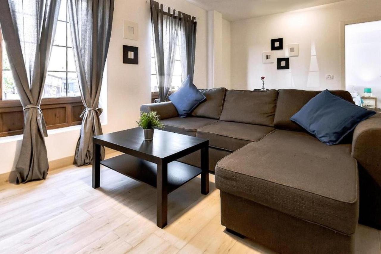Two Bedroom Apartment With Wifi, Close To The Beach, In Playa De Las Americas エクステリア 写真